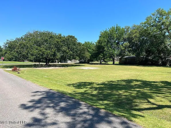 4375 Courthouse Rd, Gulfport, MS 39507