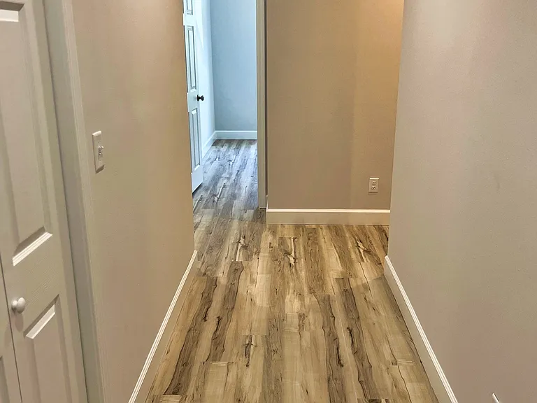 182 Madison St #B — Photo 4