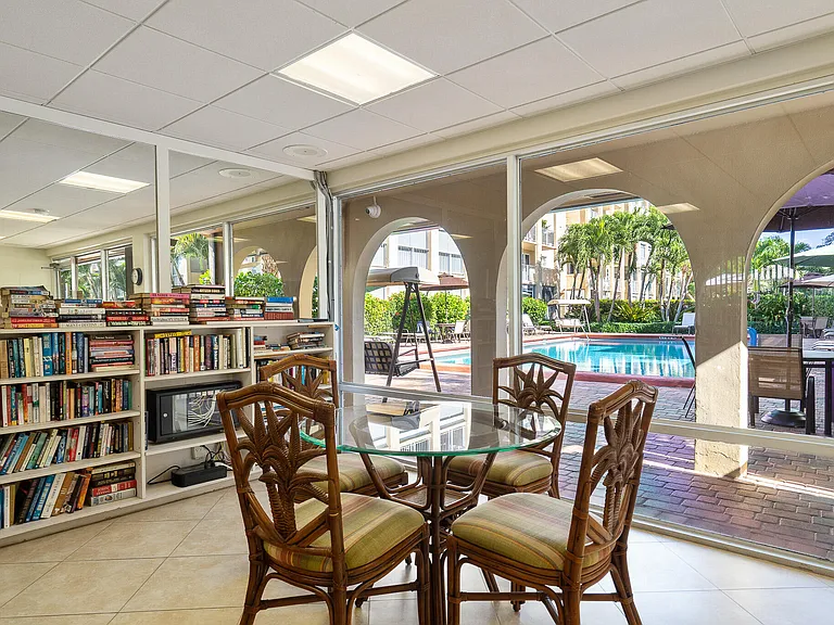 950 Ponce De Leon Rd #3120 — Photo 40