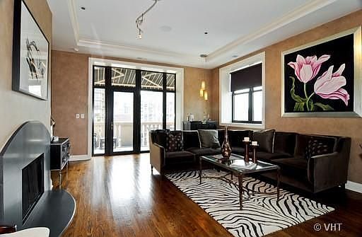 2nd image of 30 W Erie St #1402
