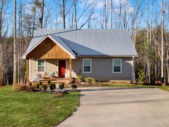 374 Prince Dr, Morganton, GA 30560