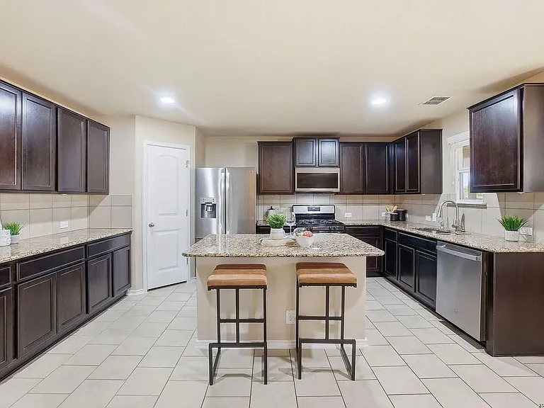 8826 Palmetto Fls — Photo 9