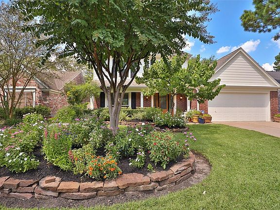 5th image of 7911 Shangrila Ln