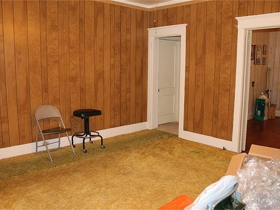 3rd image of 6644 Avenue J