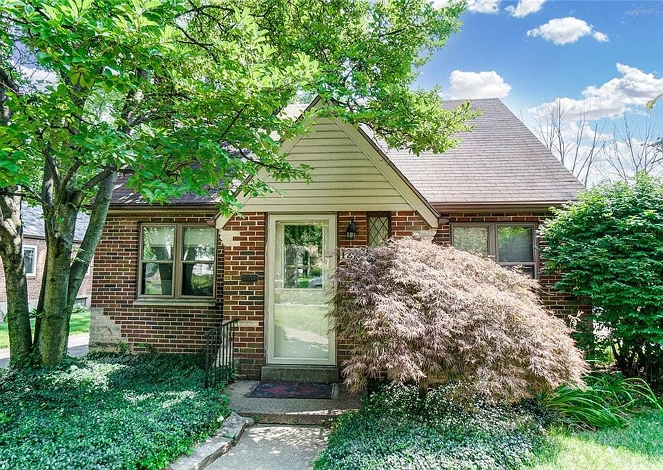 1st image of 1210 Acorn Dr