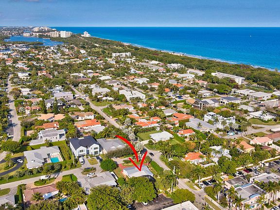 2nd image of 798 E Boca Raton Rd