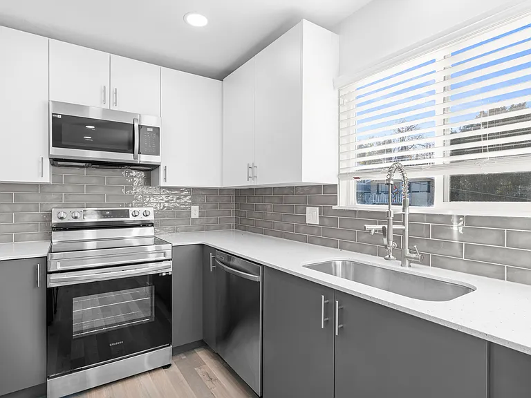26 W Girard Ave — Photo 5