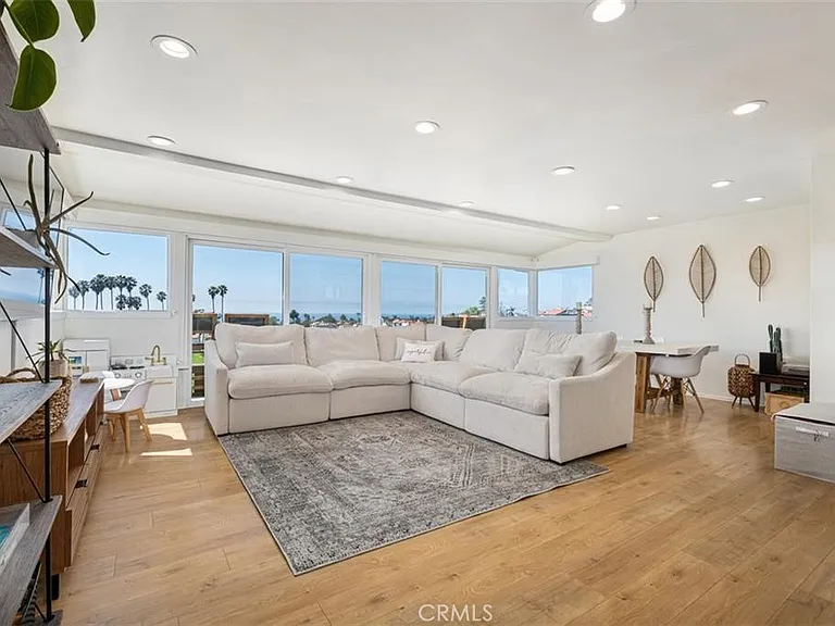 3515 Calle Verano — Photo 4
