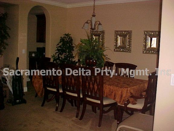 3rd image of 5624 John Runge St