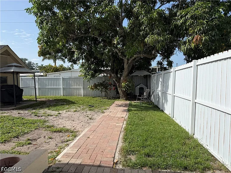 3502 Seminole Ave — Photo 17