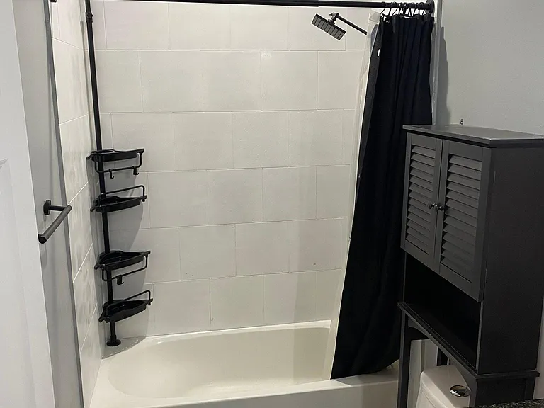 1349 W Huron St #2R — Photo 9