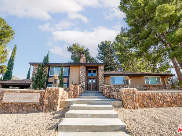 42060 Parkmont Dr, Lancaster, CA 93536