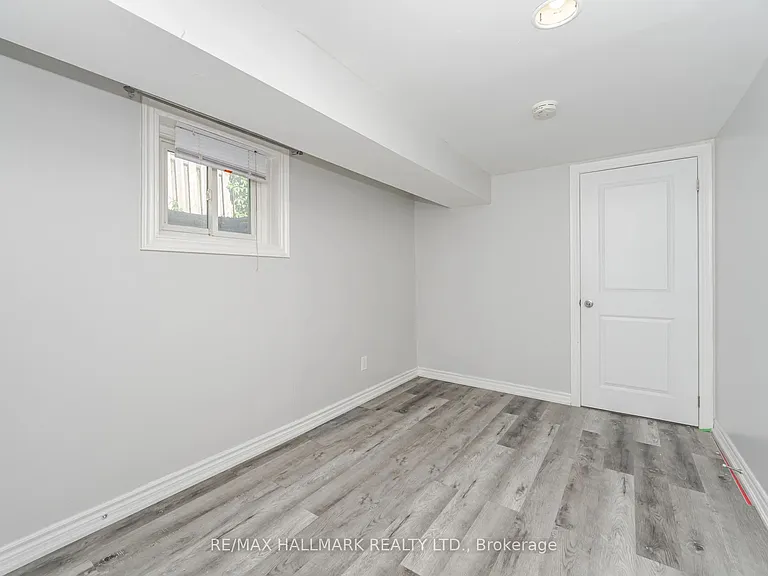88 Bernick Dr — Photo 17