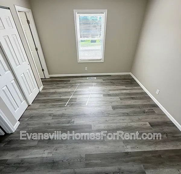 430 S Bosse Ave — Photo 8