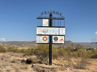 34690 S Old Black Canyon Hwy #C, Black Canyon City, AZ 85324