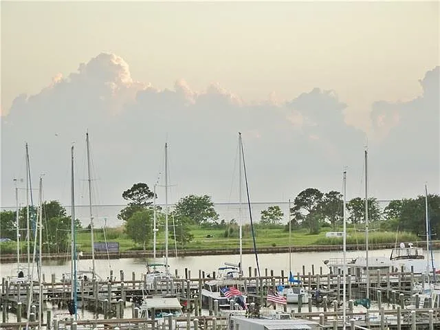 Building Photo - 1580 Harbor Dr #321