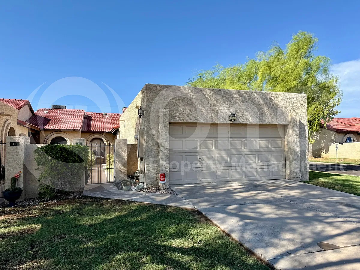 3 bed, 2.0 bath, $1,899 — Photo 2