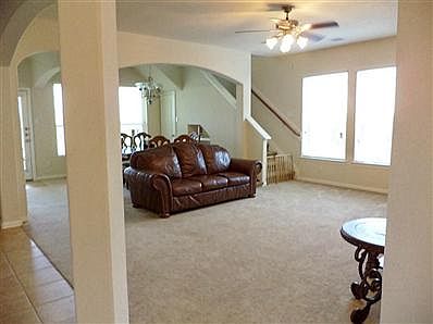 3rd image of 27027 Barrow Glen Dr