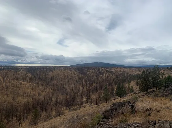 12855 SW Airfield Ln, Culver, OR 97734