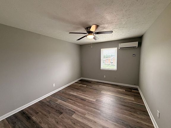 5th image of 2082 Fairmont Ct #5