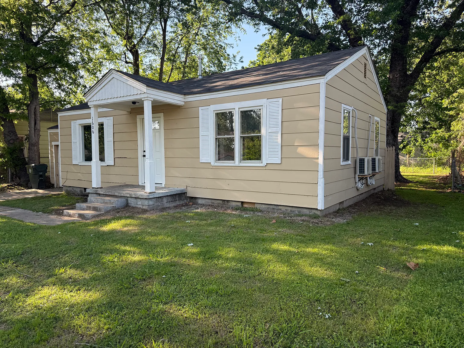 2 bed, 768 sqft, $1,000 — Photo 3