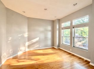 6615 S Drexel Ave #2, Chicago, IL 60637