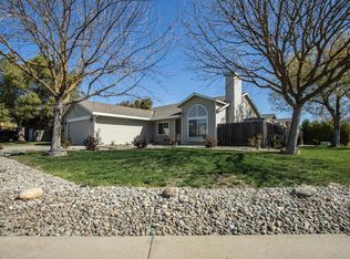 3820 Almond Grove Ln, Ceres, CA 95307