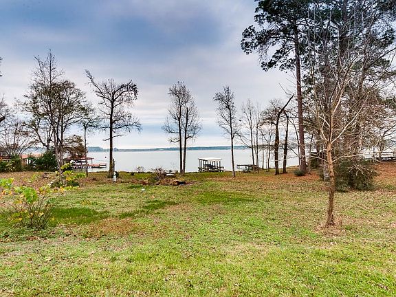 5th image of 457 Lakefront Dr
