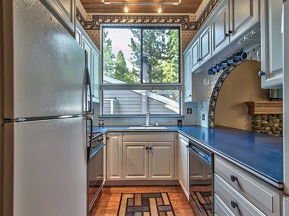 5th image of 123 Juanita Dr Unit 4