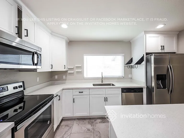 6838 W Ocotilla Ln — Photo 8