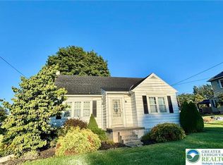 23 Schoeneck Ave, Nazareth, PA 18064