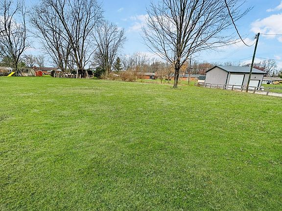 2nd image of 3693 Mary Ann Dr