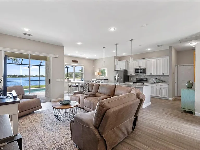 2970 Orange Grove Trl — Photo 8