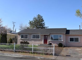 1401 Castle Way, Reno, NV 89512