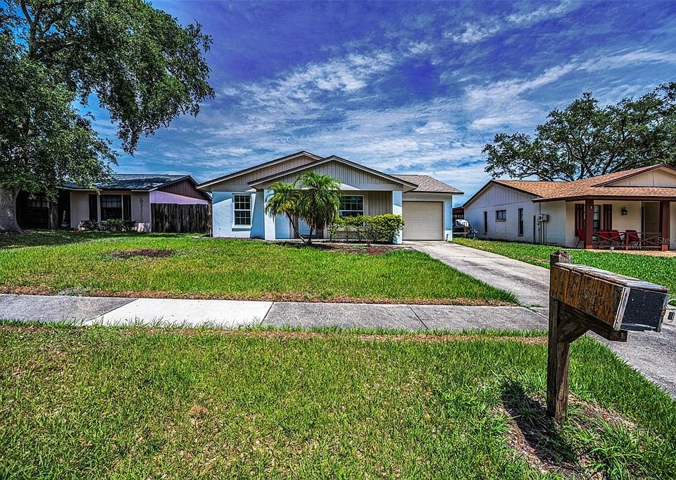 1st image of 843 GREENFIELD DRIVE