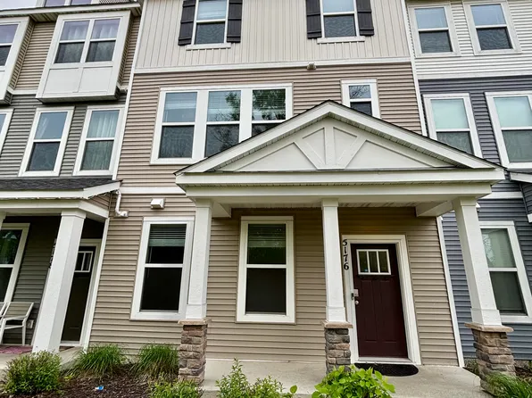 5176 Hampton St NE, Prior Lake, MN 55372