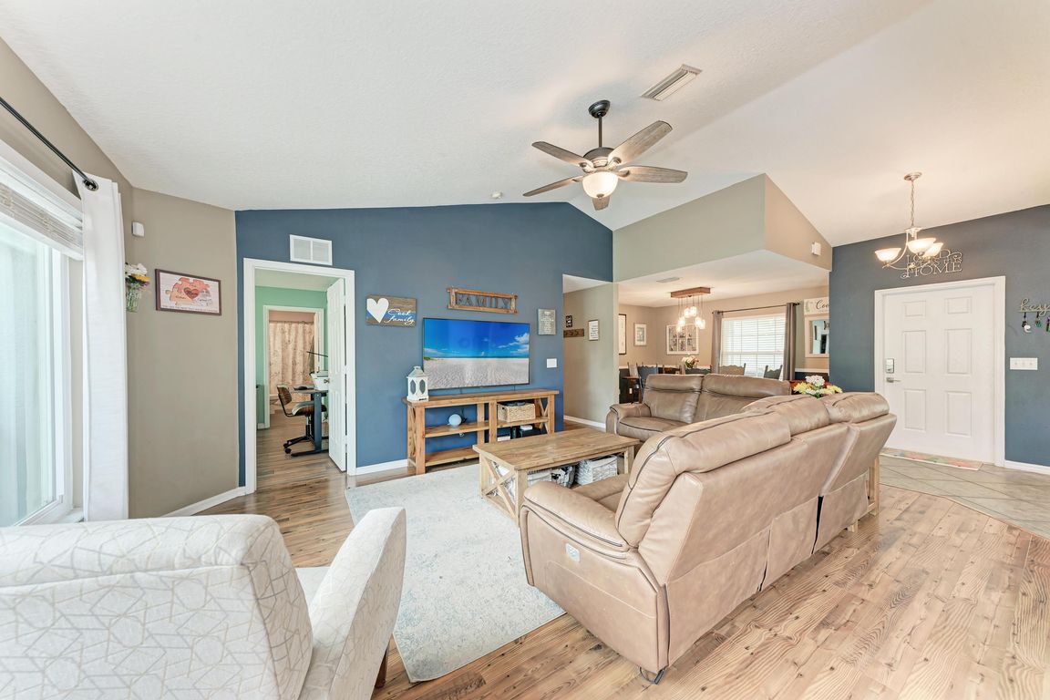 next background image