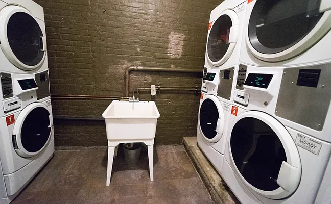 Rented by Manhattan Management LLC | media 13