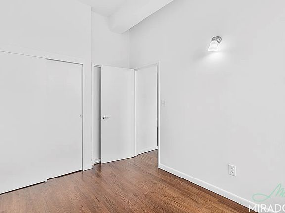 5th image of 43 W 16th St APT 7A