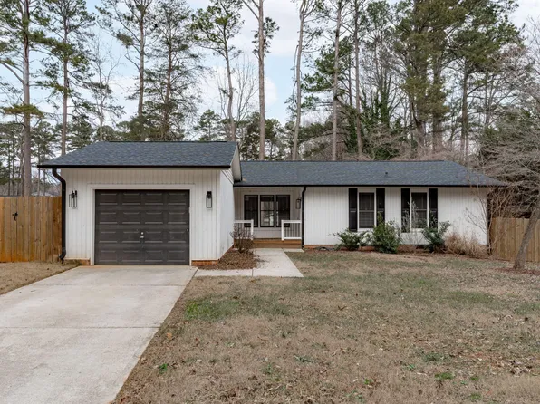 1 Cates Ct, Hillsborough, NC 27278