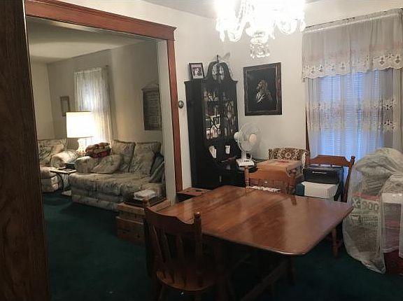 3rd image of 231 Hudson St