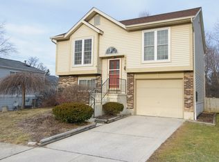 988 Woodington Rd, Westerville, OH 43081