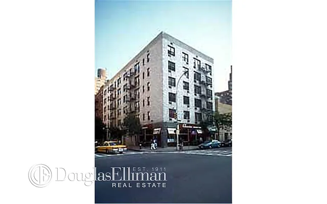 Rented by Douglas Elliman | media 8