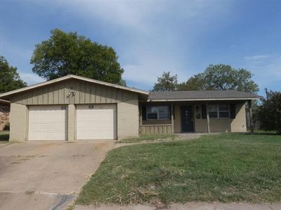 819 NW 49th St, Lawton, OK, 73505