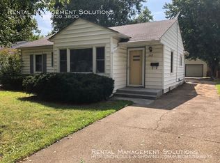 1919 SW Moundview Dr, Topeka, KS 66604