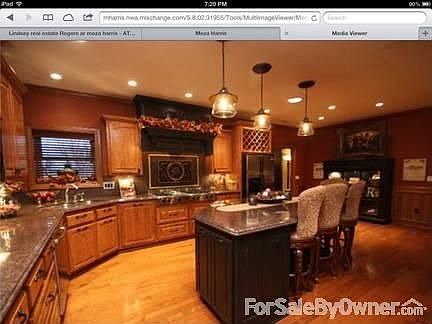 Exterior gated drive
						:
						1 of 2 gated entries