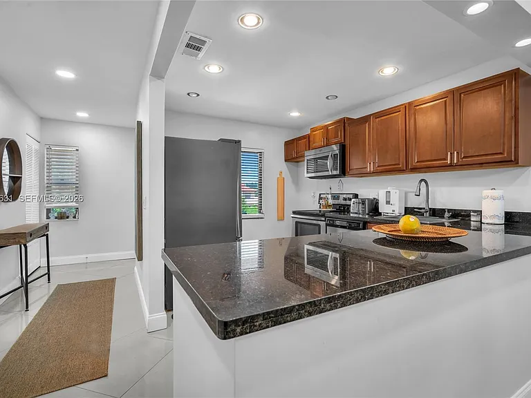 7956 Eastlake Dr #F — Photo 9
