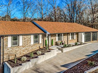 238 Lincoln Dr, Forest City, NC 28043