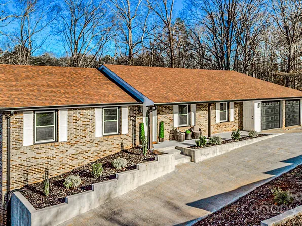 238 Lincoln Dr, Forest City, NC 28043