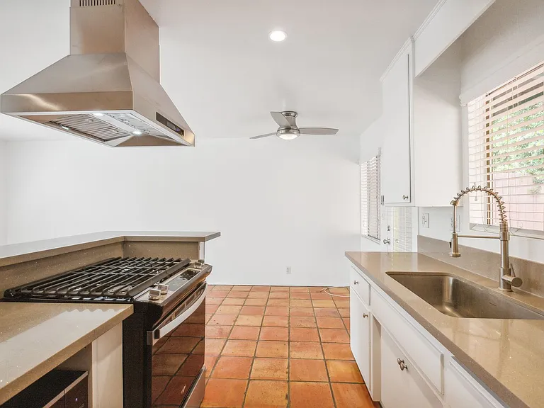 622 S. Warm Sands Dr. — Photo 17